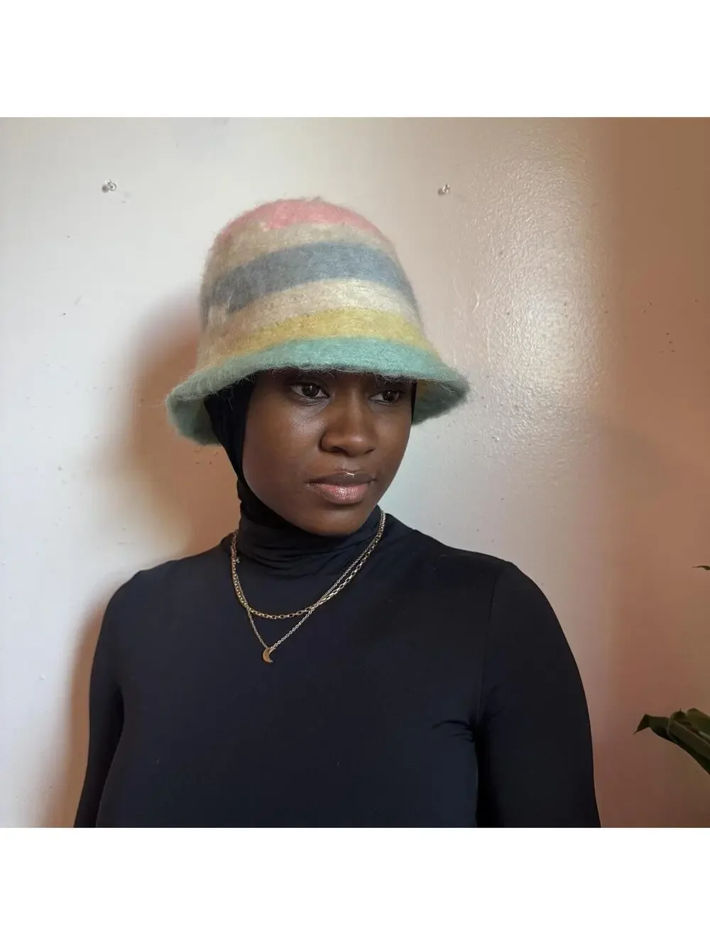 90s Italian Pastel Rainbow Striped Mohair Wool Bucket Hat 24